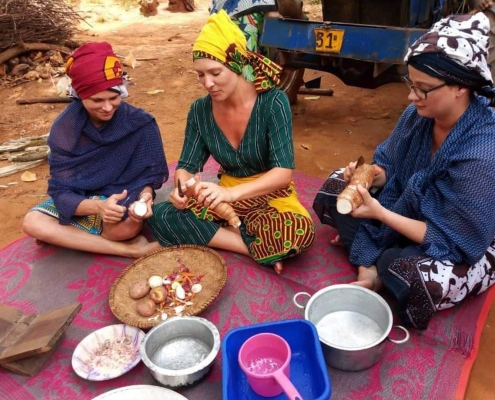 Traditional Cooking Class & Local Market (2)